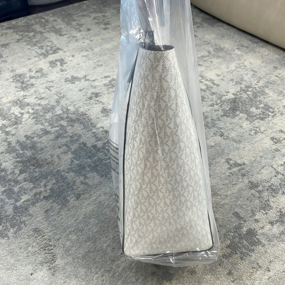 NWT MICHAEL Michael Kors Vincent Large Logo Tote Bag With Card Case Ivory - Picture 6 of 13